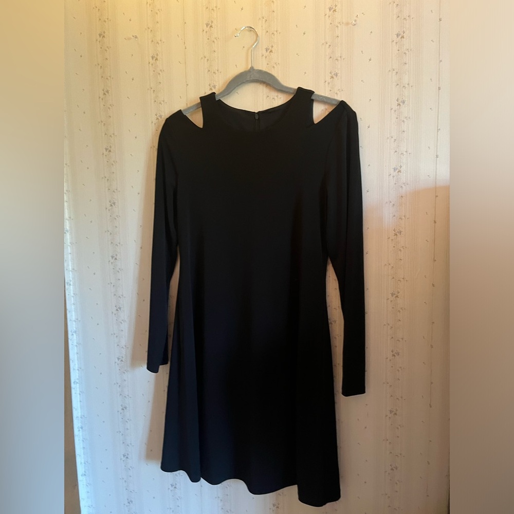 IVANKA TRUMP Black Long Sleeve Cutout Shoulder Dress